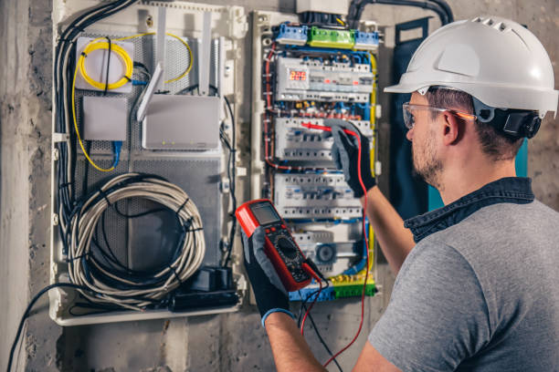 Best Affordable Emergency Electrician  in Hazelwood, MO